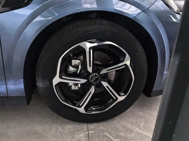 BYD Seal 06 GT — Фото автомобиля 6