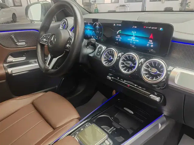 Mercedes-Benz GLB-Class — Фото автомобиля 12
