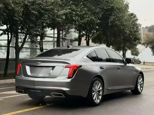 Cadillac CT5 — Фото автомобиля 7