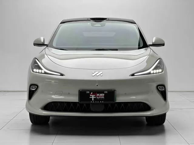 IM Motors LS6 — Фото автомобиля 2