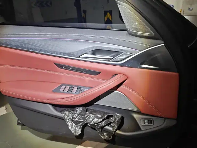 BMW 5 Series — Фото автомобиля 7