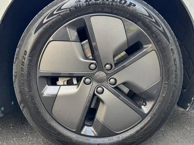 Li Auto i6 — Фото автомобиля 8
