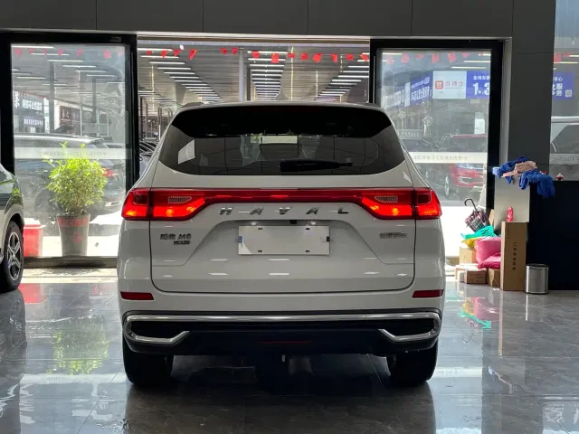 Haval M6 — Фото автомобиля 15