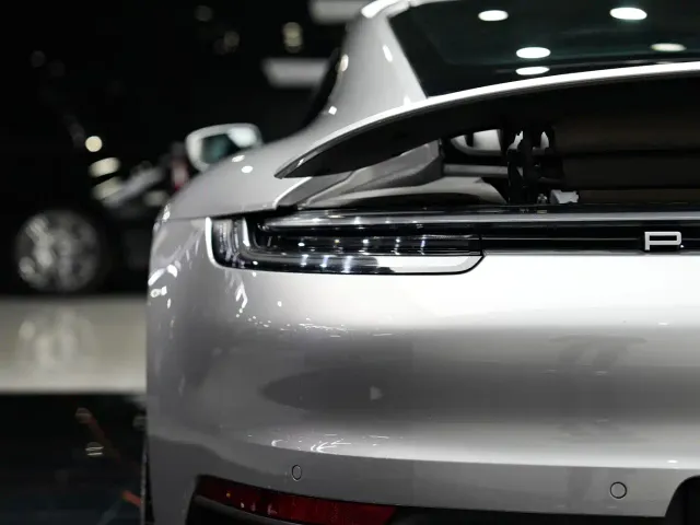 Porsche 911 — Фото автомобиля 14