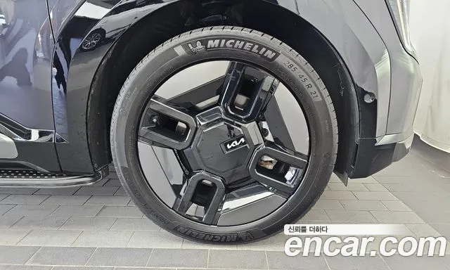 Kia EV9 — Фото автомобиля 5