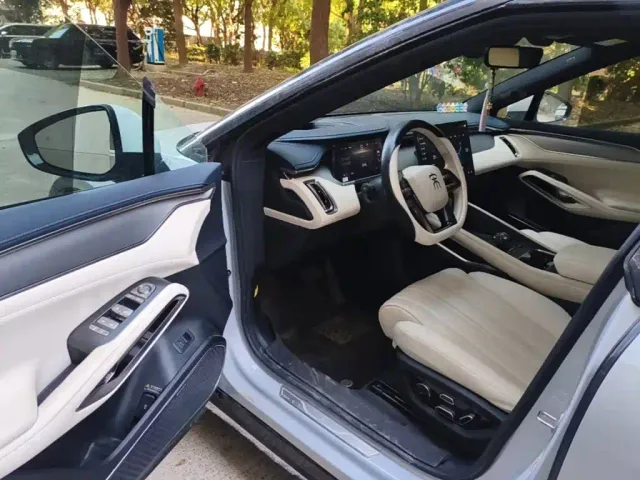 BYD Song L EV — Фото автомобиля 15