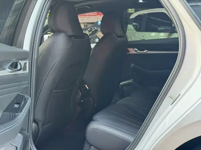 Geely Xingrui — Фото автомобиля 5