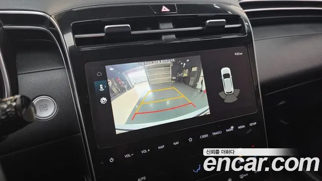 Hyundai Tucson Tucson (NX4) Бензин 1.6 турбо 2WD — Фото автомобиля 16