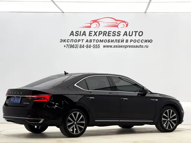 Skoda Superb — Фото автомобиля 4