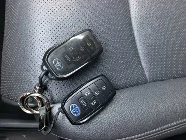 Toyota Granvia — Фото автомобиля 8