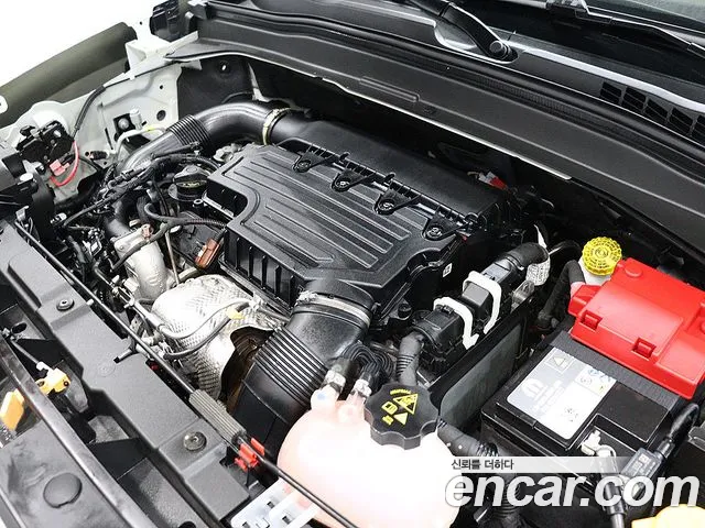 Jeep Renegade — Фото автомобиля 19