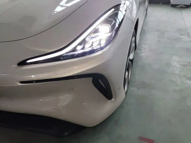 IM Motors LS6 — Фото автомобиля 23