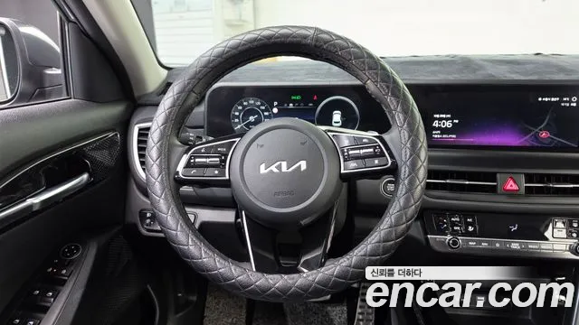 Kia Seltos New — Фото автомобиля 19