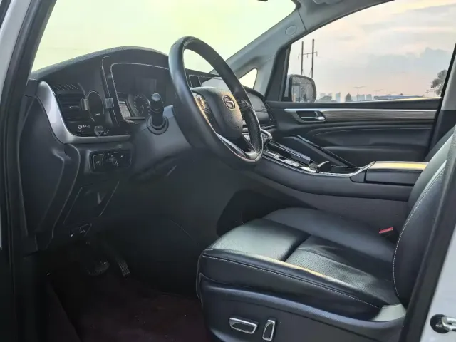 GAC Trumpchi M8 — Фото автомобиля 4
