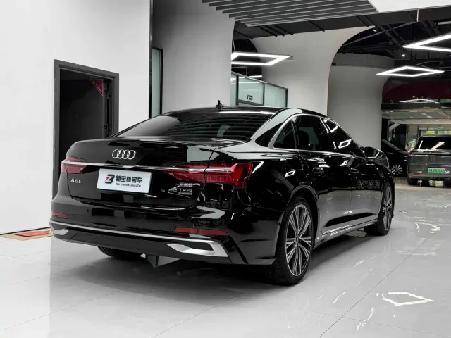 Audi A6L — Фото автомобиля 12