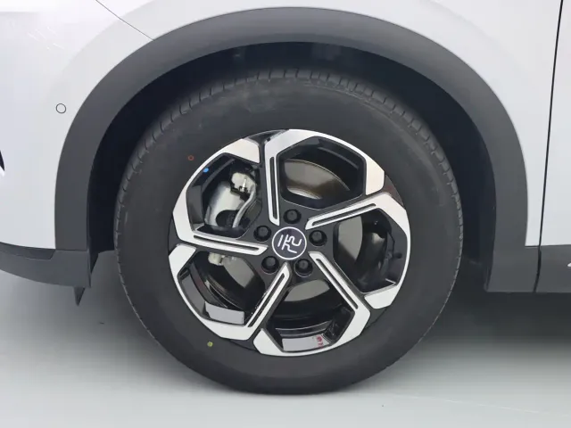 BYD Yuan PLUS — Фото автомобиля 4