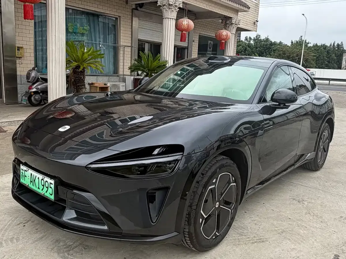 Фотография автомобиля — Xiaomi Auto Xiaomi YU7