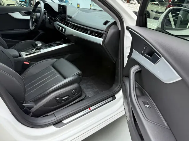Audi A4L — Фото автомобиля 20