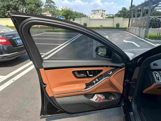 Mercedes-Benz S-Class — Фото автомобиля 8