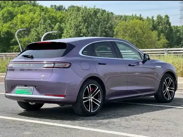 Aito M5 — Фото автомобиля 14