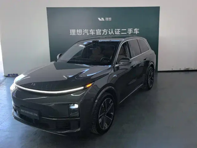 Фотография автомобиля — Li Auto L8