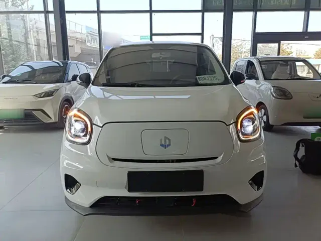 Leapmotor T03 — Фото автомобиля 2