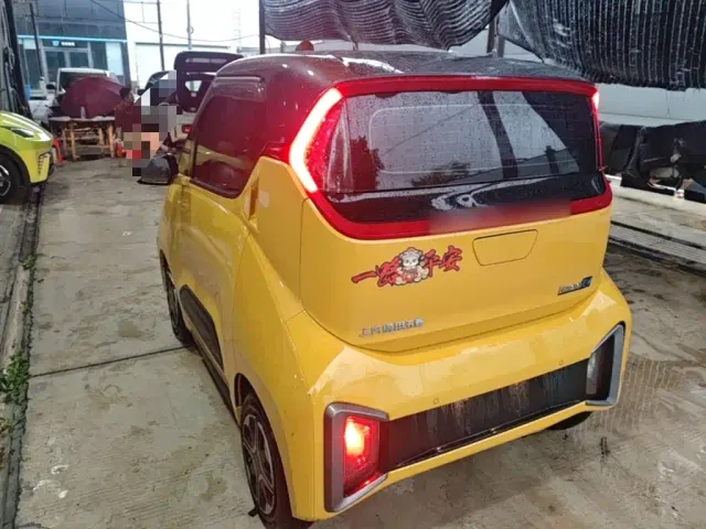 Wuling NanoEV — Фото автомобиля 4
