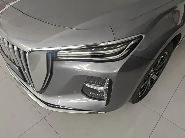 Hongqi H5 PHEV — Фото автомобиля 23