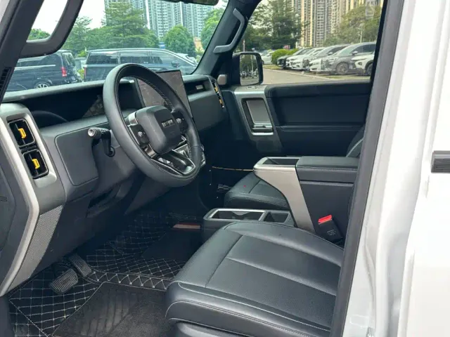 iCAR V23 — Фото автомобиля 9