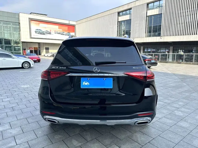 Mercedes-Benz GLE-Class — Фото автомобиля 8