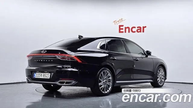 Hyundai Grandeur — Фото автомобиля 2