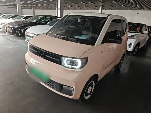 Фотография автомобиля — Wuling Hongguang Mini EV