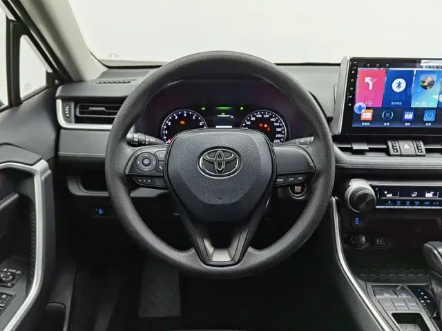 Toyota Wildlander — Фото автомобиля 11