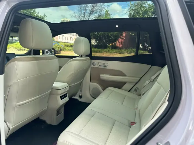 Toyota BoZhi 3X — Фото автомобиля 8
