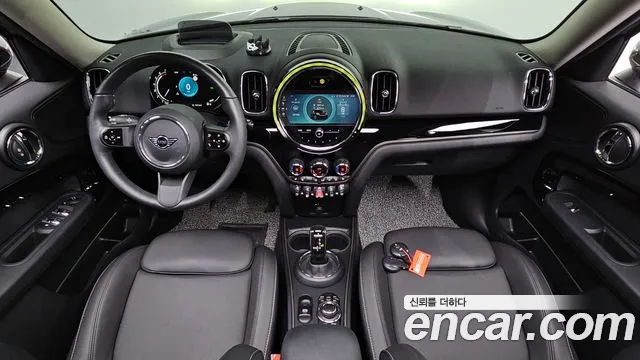 MINI Countryman — Фото автомобиля 9