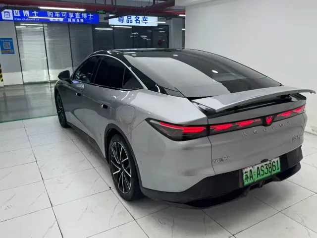 Arcfox Alpha S5 — Фото автомобиля 4
