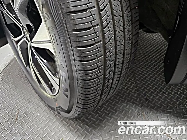 Renault-KoreaSamsung QM6 Новый QM6 2.0 LPe LE Signature 2WD — Фото автомобиля 19