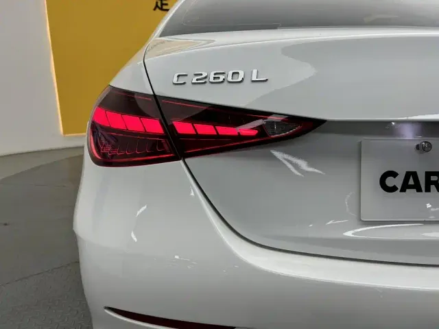 Mercedes-Benz C-Class — Фото автомобиля 12