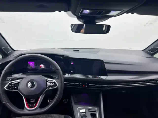 Volkswagen Golf GTI — Фото автомобиля 11