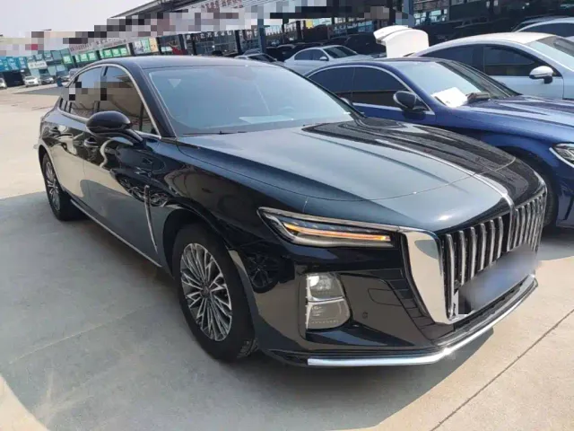 Hongqi H5 — Фото автомобиля 3