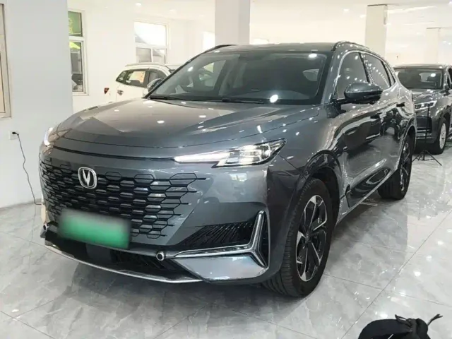 Фотография автомобиля — Changan UNI-K iDD