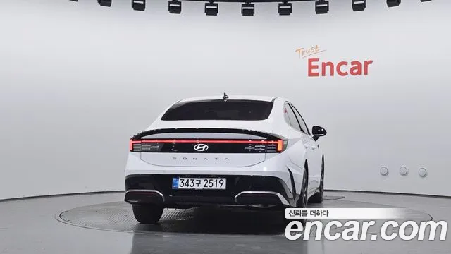 Hyundai Sonata Sonata Edge(DN8) 2.0 LPG(Для проката) — Фото автомобиля 4