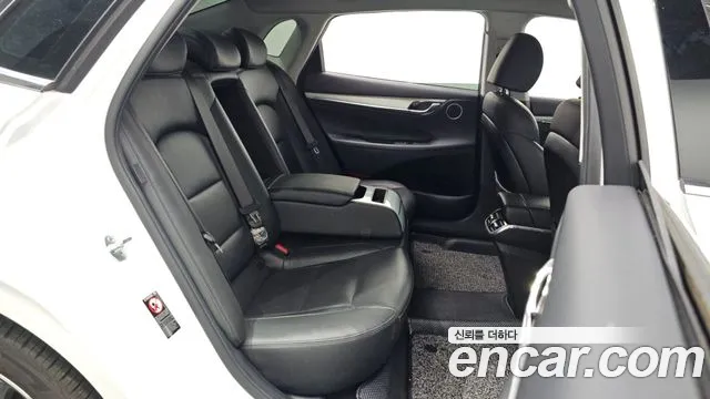 Hyundai Grandeur Новый Grandeur IG — Фото автомобиля 11