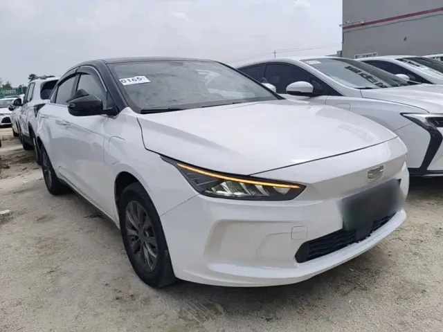 Geely Geometry Geely Geometry A 2022 Model Pro 430KM Green Apple Pro — Фото автомобиля 3