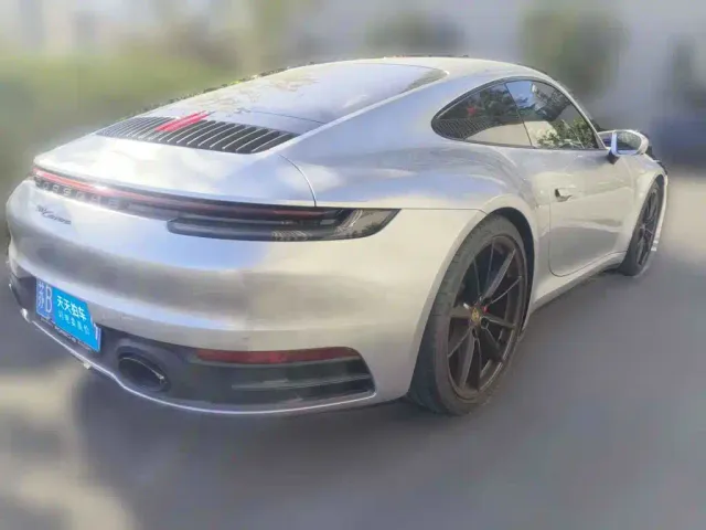 Porsche 911 — Фото автомобиля 5