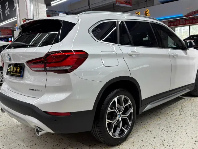 BMW BMW X1 2022 sDrive20Li Fashion — Фото автомобиля 4