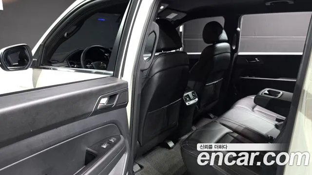 KG_Mobility_Ssangyong Rexton Новый Rexton Sport Дизель 2.2 4WD — Фото автомобиля 11