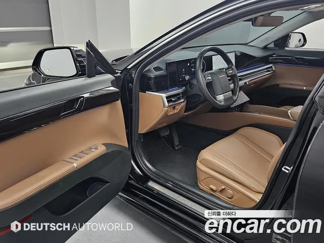 Hyundai Grandeur Grandeur (GN7) 2.5 Бензин 2WD — Фото автомобиля 11