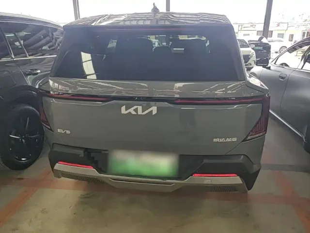 Kia EV5 — Фото автомобиля 5