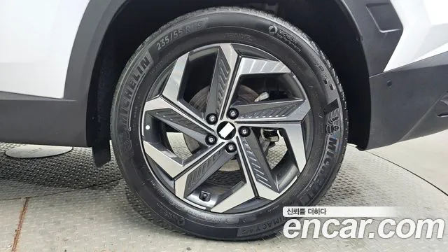 Hyundai Tucson NX4 — Фото автомобиля 6